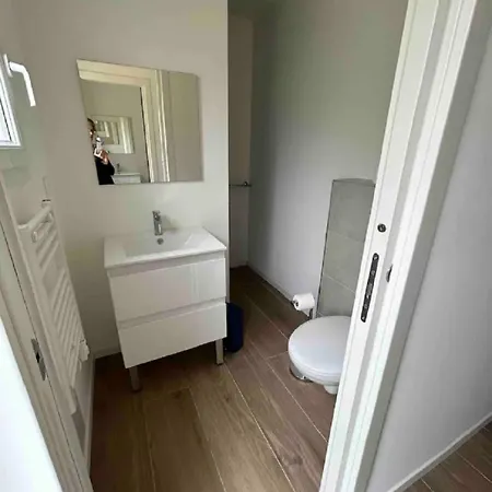 2 Maison 14 Couchages 1 Maison 5 Couchages Et 1 Maison 9 Couchages Dans Un Environnement Calme Avec Piscine Privee Holiday home
