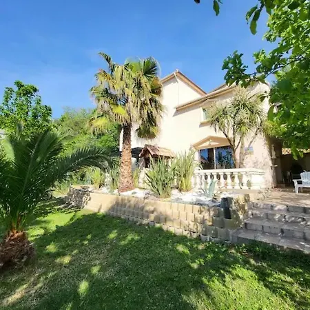 2 Maison 14 Couchages 1 Maison 5 Couchages Et 1 Maison 9 Couchages Dans Un Environnement Calme Avec Piscine Privee *